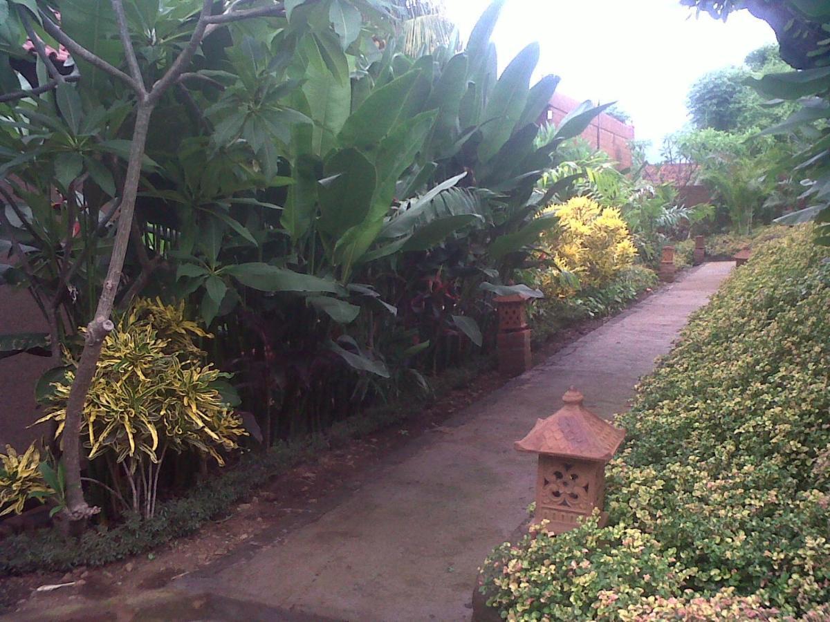 Eliska Sari Bungalows Sumberkima Pemuteran  Luaran gambar